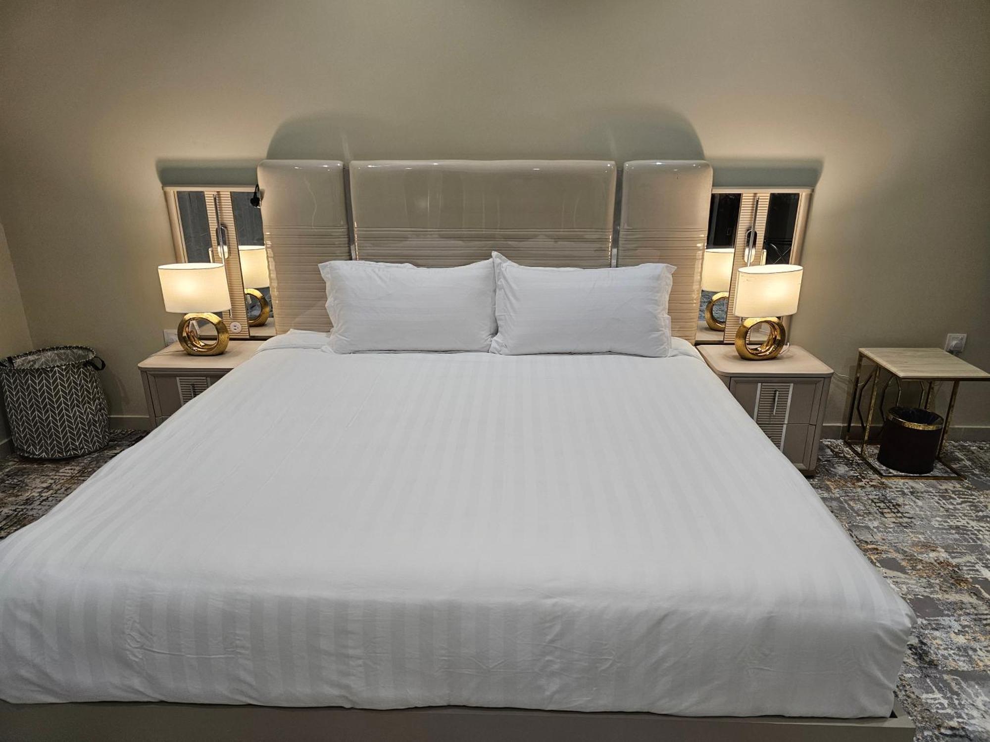 الشقق الفاخرة Modern Apartments Of 3 Bedrooms 5 Minutes To Haram Medina Buitenkant foto